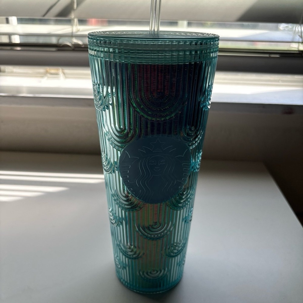 Starbucks Iridescent Teal‎ Scalloped Arch Venti Tumbler 24oz Cold Cup 011129726